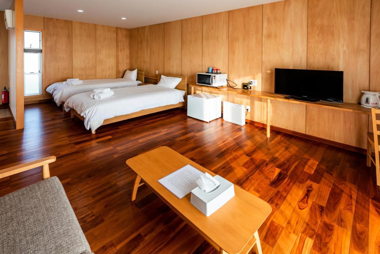 Guest House Kawamitsu Miyakojima  Exterior photo